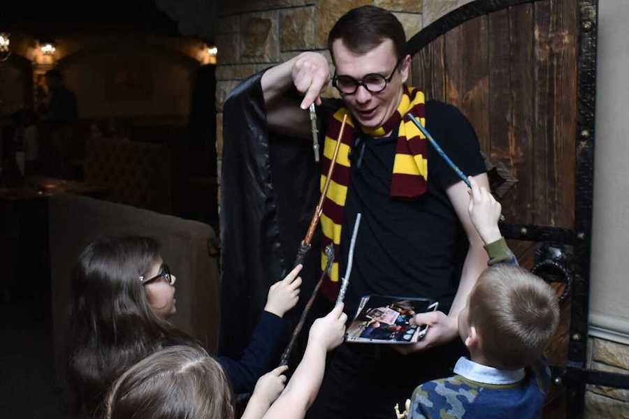 Квест в реальности Гарри от компании Штрих-кот Квест в реальности Гарри от компании Штрих-кот